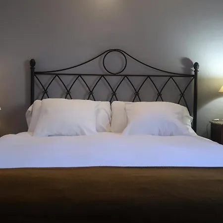 Casa Barria Hotel *